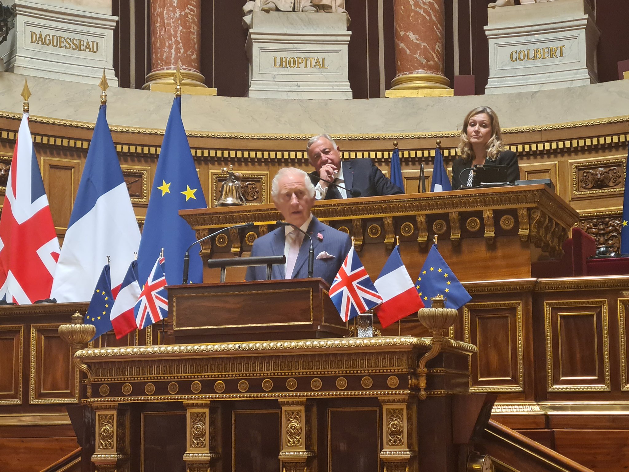 Heureux D Avoir Assist Au Discours Du Roi Charles Iii Au S Nat